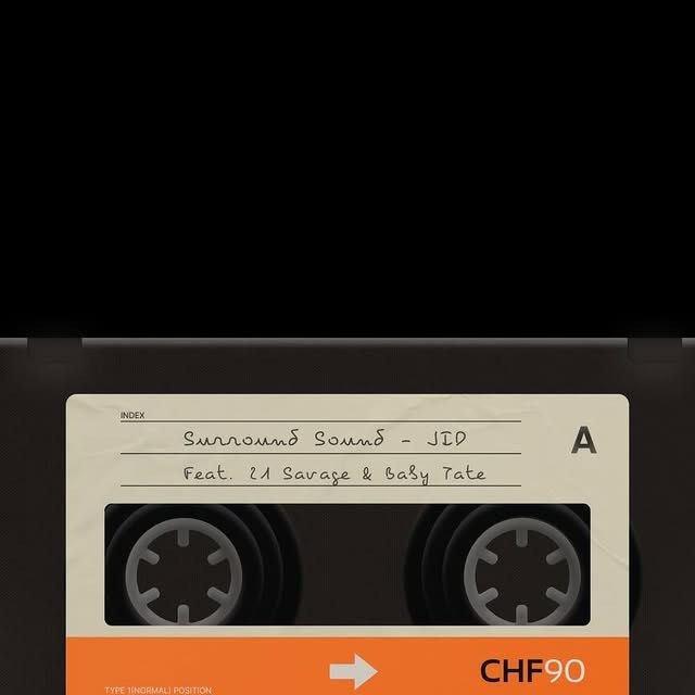 28.folds visual — cassette tape motion